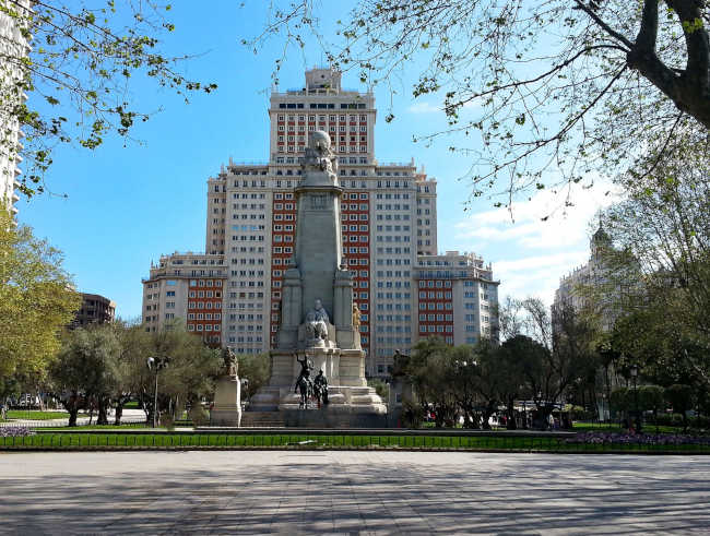 Plaza España Madrid //Foto: lapping en Pixabay